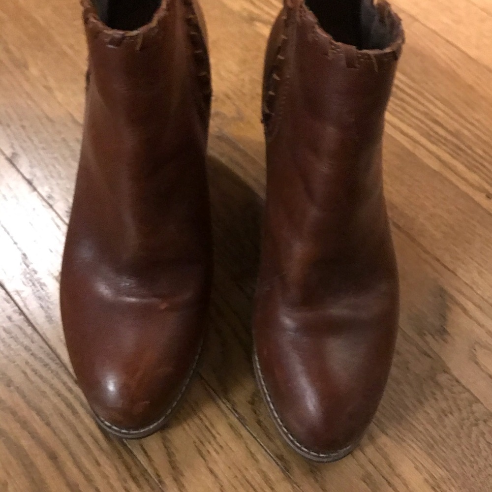 Women’s Ariat Belle brown wedge ankle boots